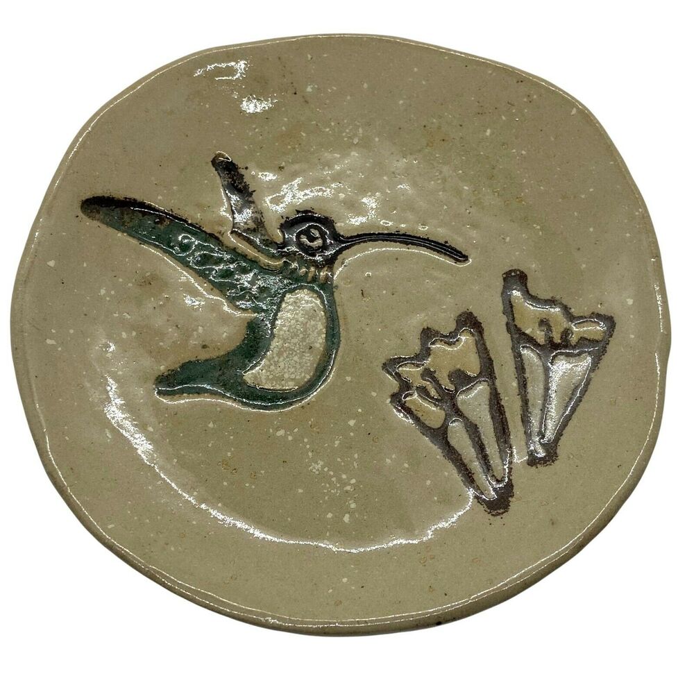 Hummingbird Decorative Plate Vtg Handcrafted Sand Imperfectly Round Primitive 7"
